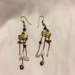 Saltwater pearl Dangle earrings with goldstone gem